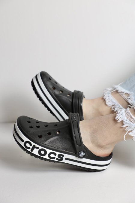 crocs - اسود <br> <span class='text-color-warm'>نفدت الكمية</span>