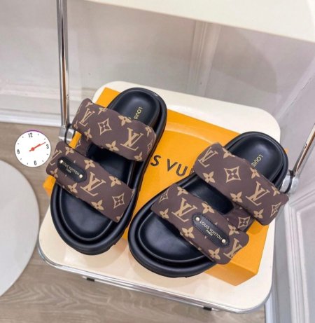 سليبر لويس فيتون الجديد