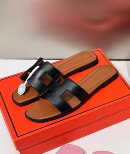 اسود ارضيه بني