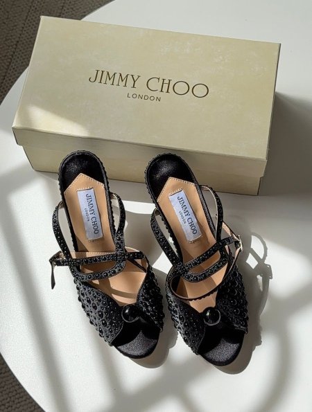 كعب JIMMY CHOO لولو