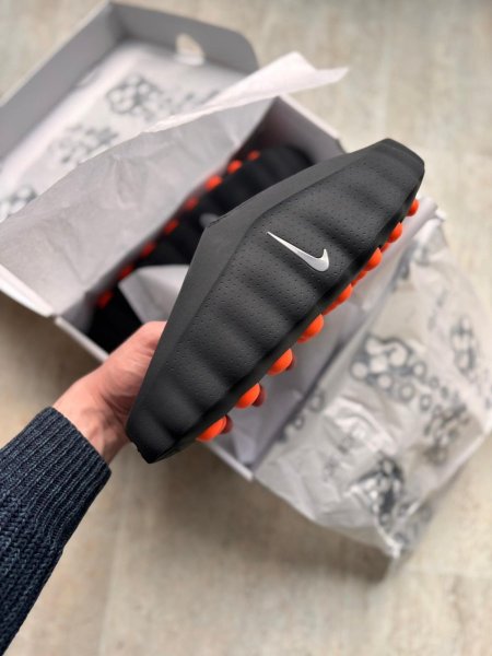 NIKE MIND 01