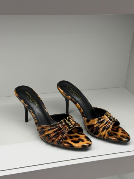 كعب ysl