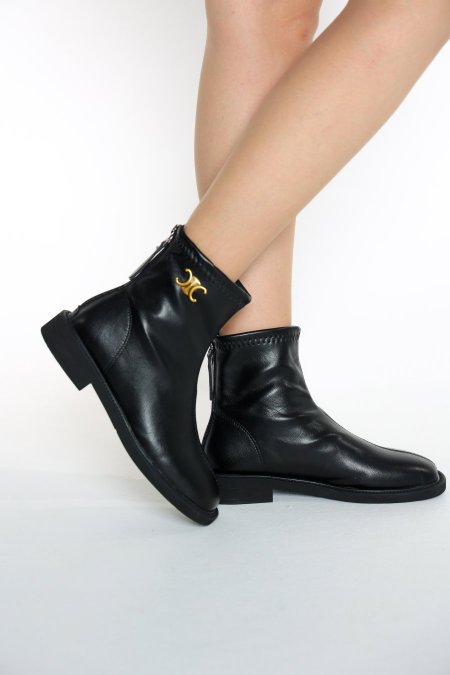 جزمة سيلين قصير